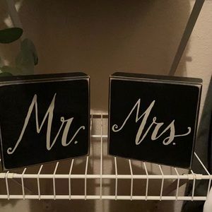 “Mr” and “Mrs” Small Wooden signs